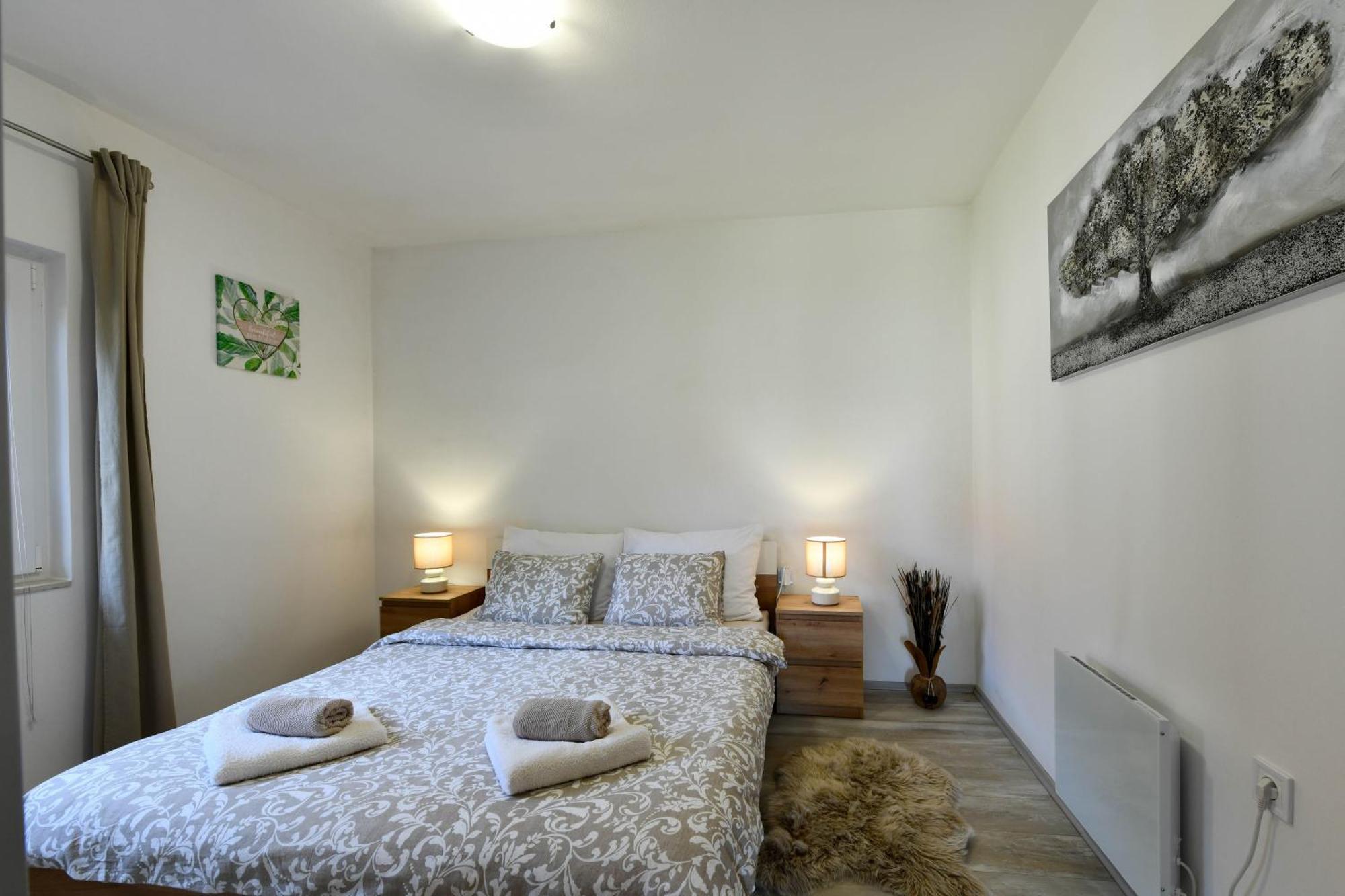 Apartman Tina Rakovica Exteriér fotografie