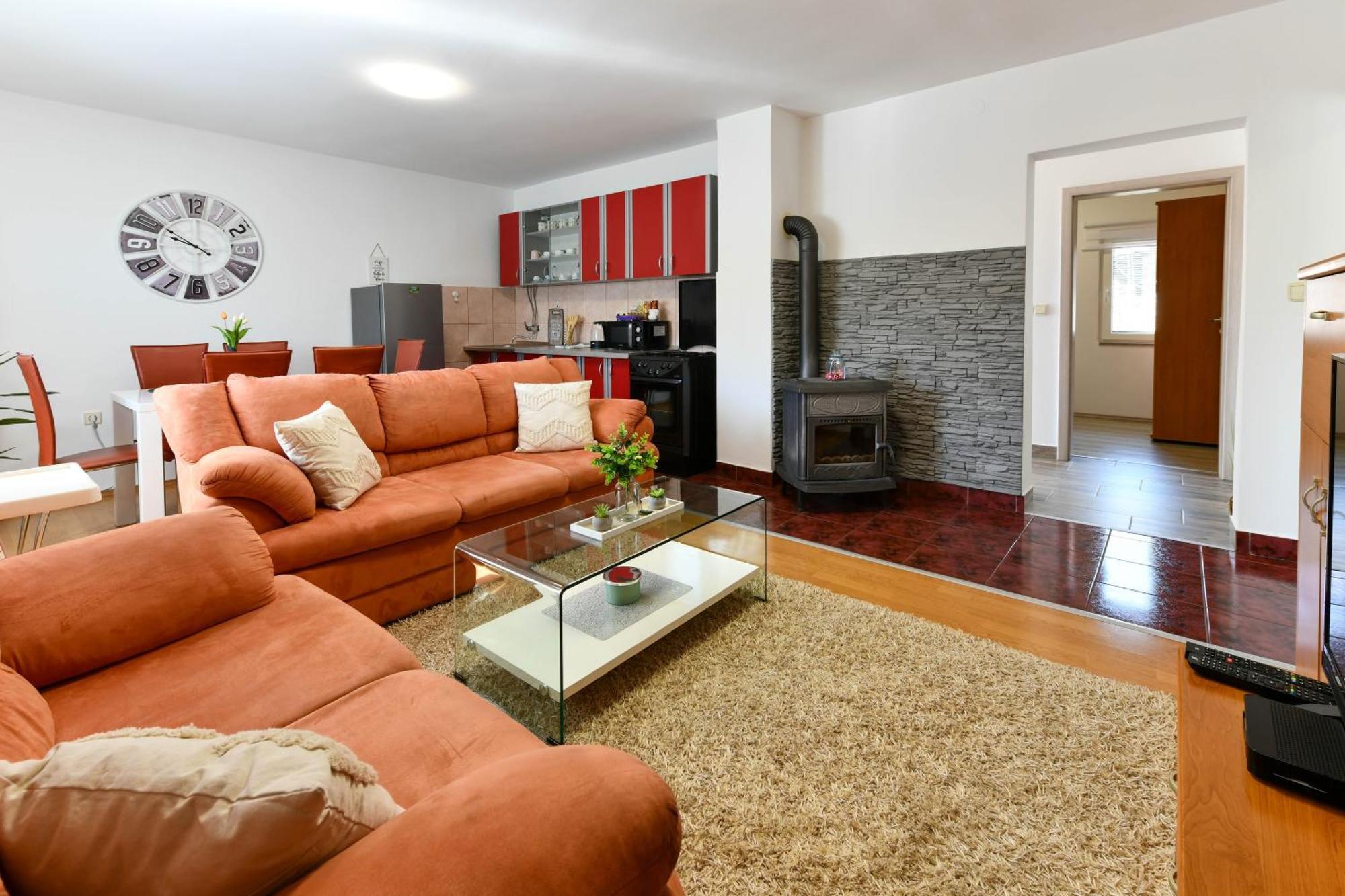 Apartman Tina Rakovica Exteriér fotografie