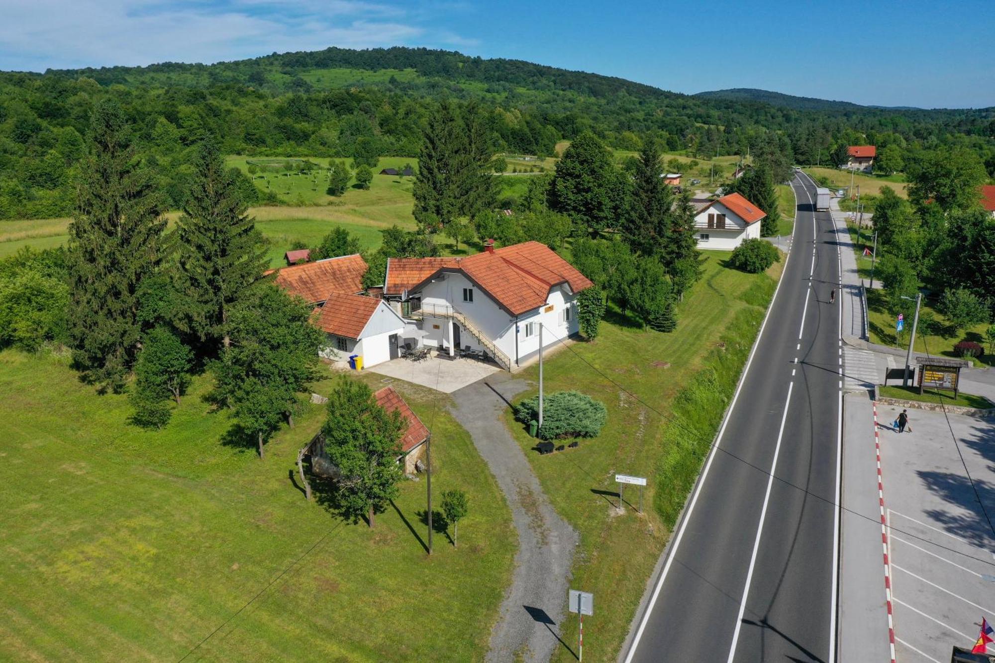 Apartman Tina Rakovica Exteriér fotografie