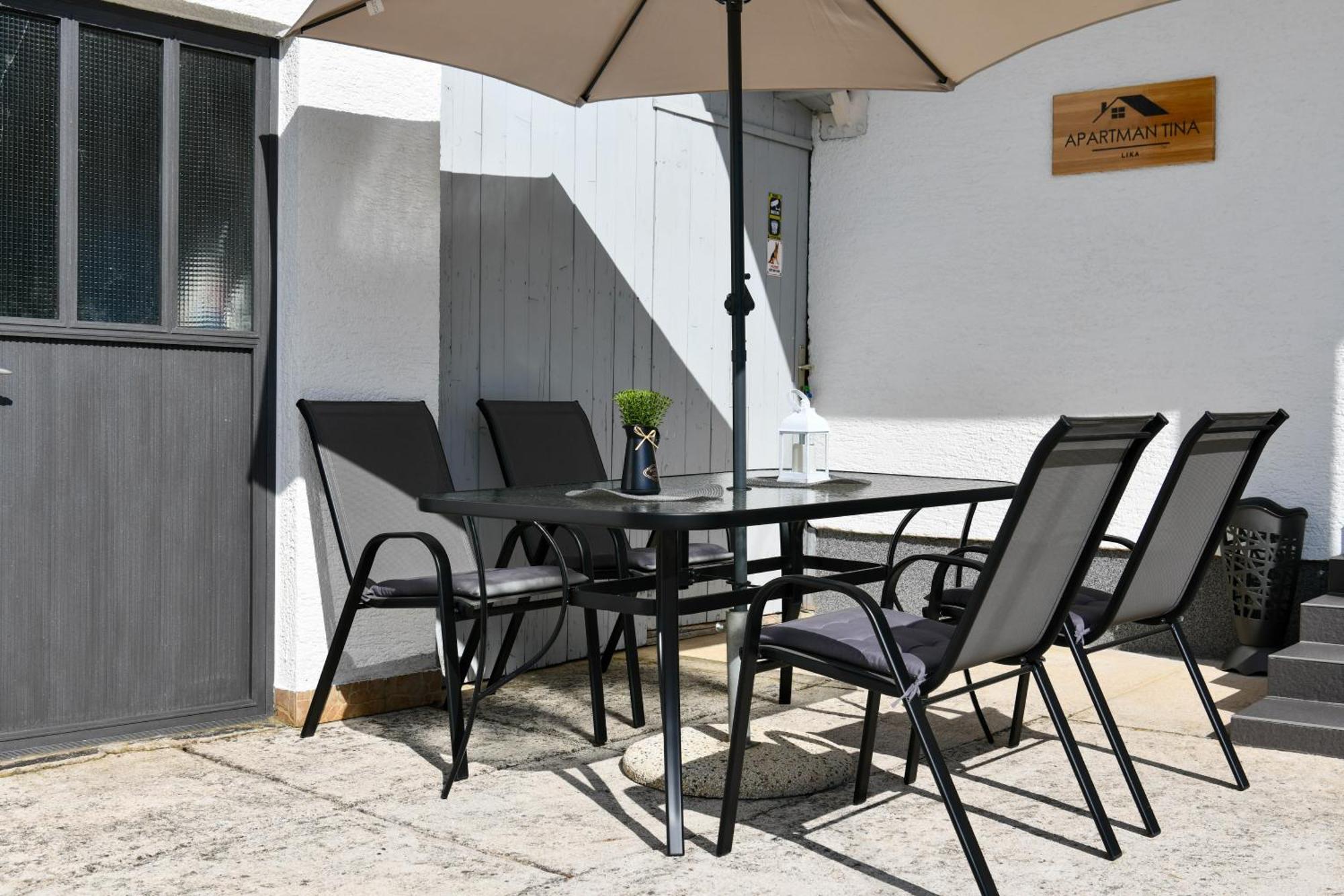 Apartman Tina Rakovica Exteriér fotografie