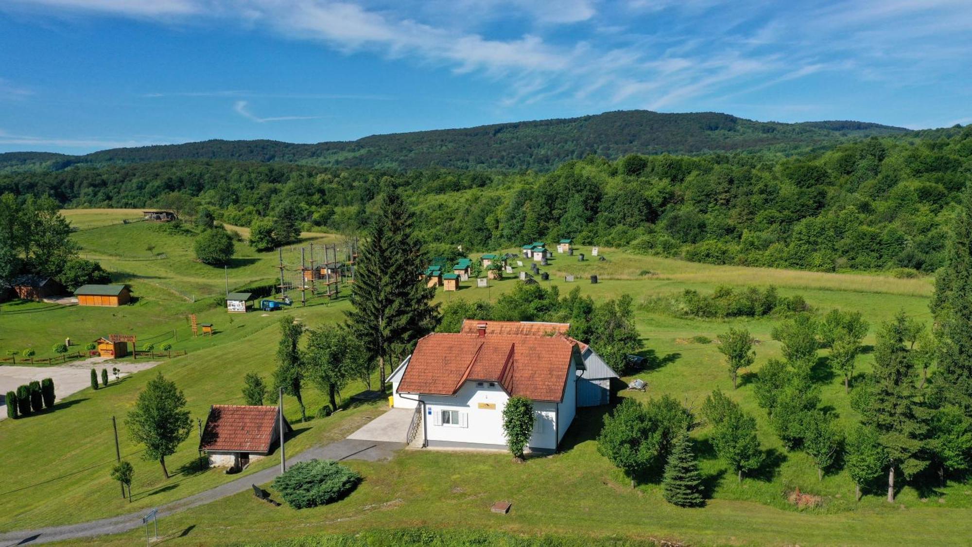 Apartman Tina Rakovica Exteriér fotografie